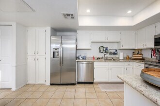 9455 E Purdue Ave, Unit SI ID1255432P in Scottsdale, AZ - Building Photo - Building Photo