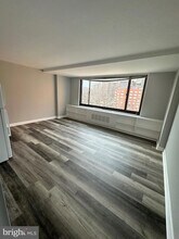 1021 Arlington Blvd, Unit 601 in Arlington, VA - Building Photo - Building Photo