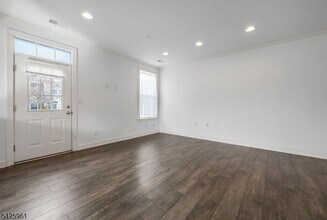 63 Autumn Way in Montvale, NJ - Building Photo - Building Photo