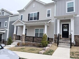 57 Walnut Springs Dr in Asheville, NC - Building Photo