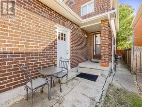 133 Wexford Rd in Brampton, ON - Building Photo - Building Photo