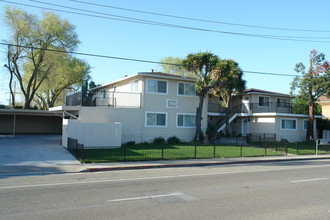 246 W Hamilton Ave in Campbell, CA - Building Photo - Building Photo