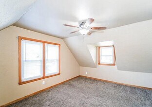 2744 N 87th St in Milwaukee, WI - Building Photo - Building Photo