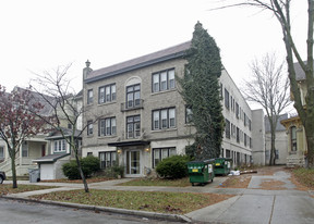 1527 Marshall in Milwaukee, WI - Building Photo
