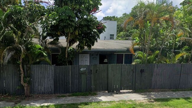 900 Riverside Dr in Fort Lauderdale, FL - Building Photo - Building Photo