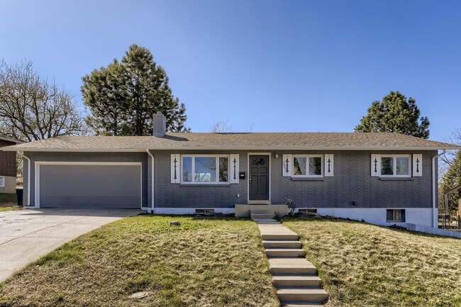 property at 7804 E Hampden Cir