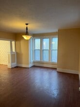 222 NE 4th St in Abilene, KS - Building Photo - Building Photo