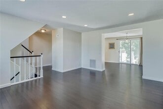 7 Bramblewood Ln in Penfield, NY - Building Photo - Building Photo