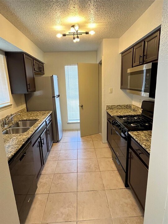 13941 Maricella Ln in Pflugerville, TX - Building Photo