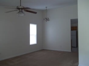 407 Belgrade-Swansboro Rd in Stella, NC - Building Photo - Building Photo