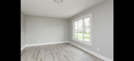 1309 Lyndale Dr in Polk City, IA - Building Photo - Building Photo