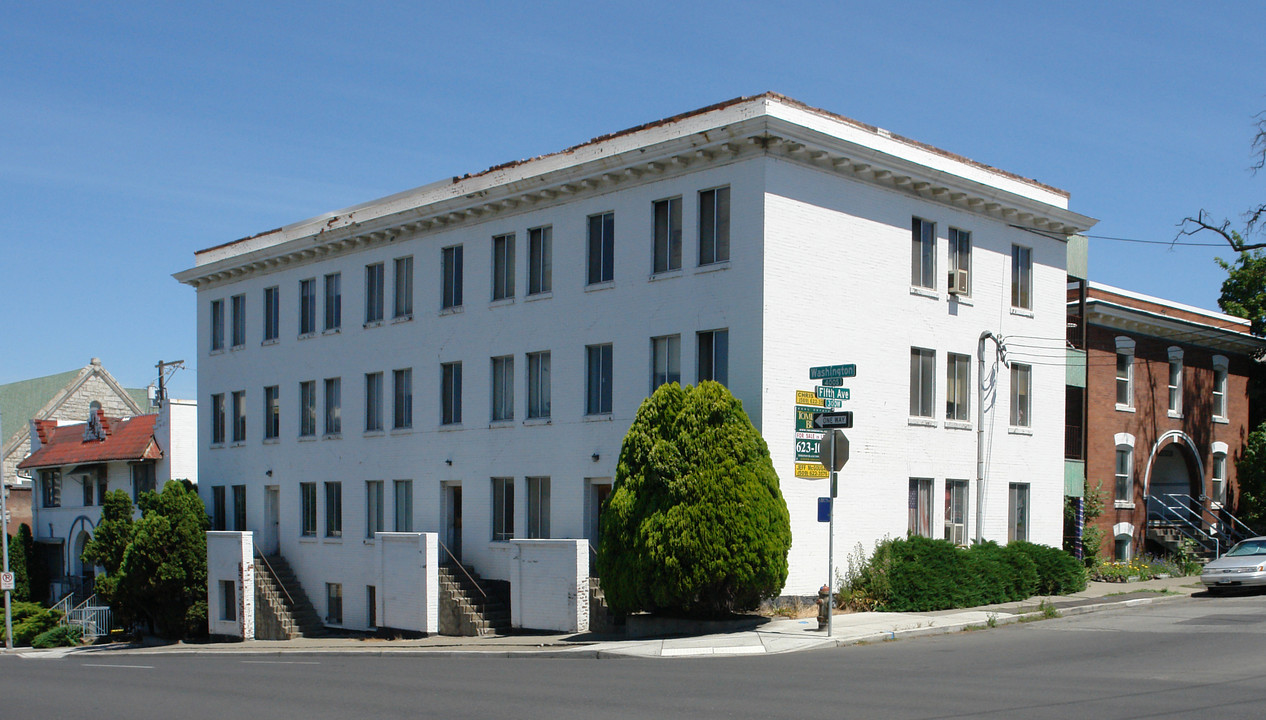 425 S Washington St in Spokane, WA - Foto de edificio