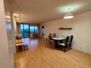 150-38 Union Tpke in Queens, NY - Building Photo - Building Photo