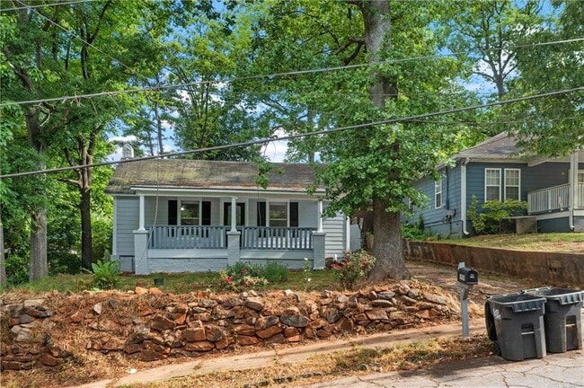 1939 Dunlap Ave in East Point, GA - Building Photo - Building Photo