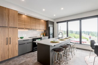 Mission Landing in Calgary, AB - Building Photo - Building Photo