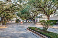 9025 Rue Cambon St photo'