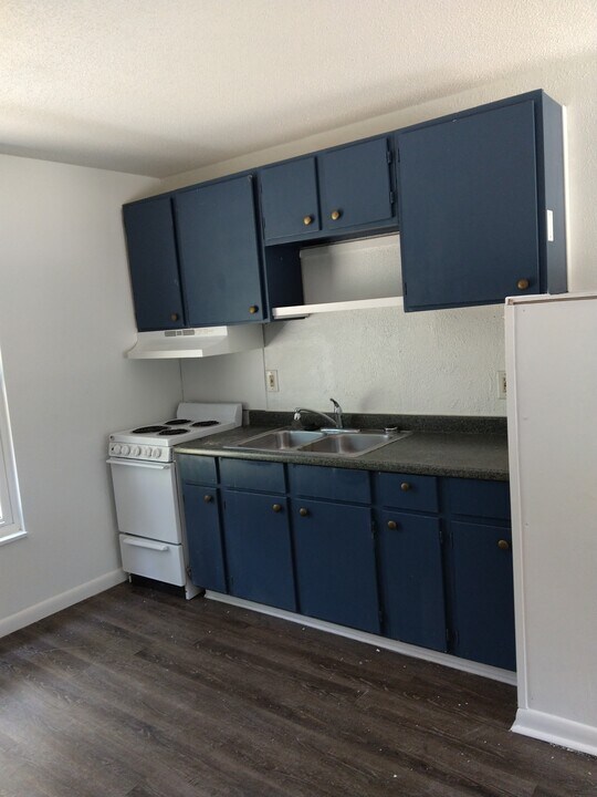 511 W Garrison Ave, Unit 1 in DeLand, FL - Foto de edificio