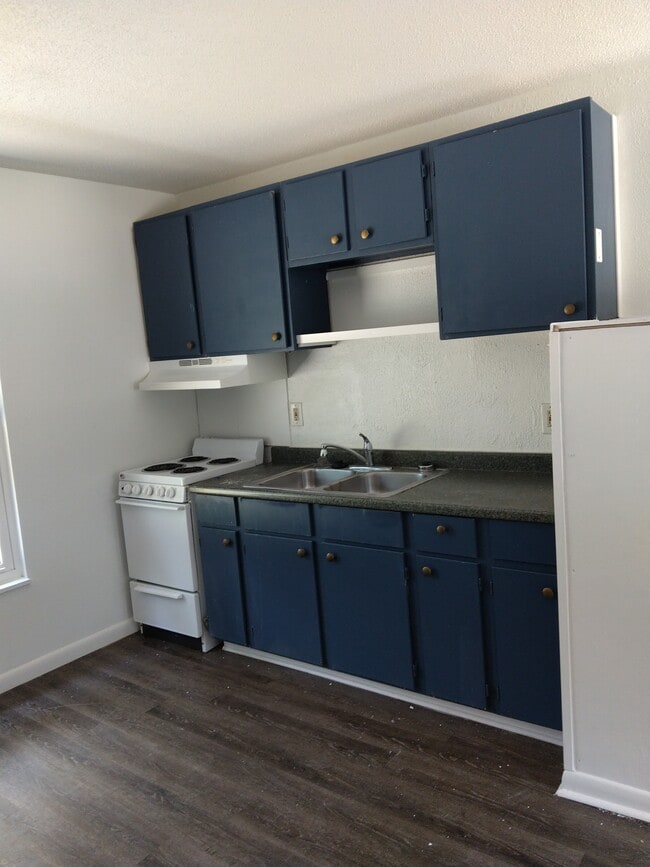 511 W Garrison Ave, Unit 1