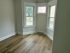 702 Helmholz Ave in Waukegan, IL - Building Photo - Building Photo
