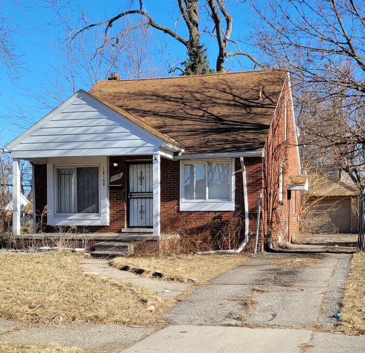 18108 Waltham St in Detroit, MI - Building Photo