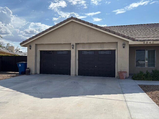4541 N Campbell Rd in Las Vegas, NV - Building Photo - Building Photo