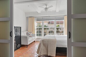 235 Sunrise Ave in Palm Beach, FL - Building Photo - Building Photo