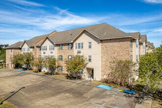 The Bloom at Windermere in Baton Rouge, LA - Foto de edificio - Building Photo