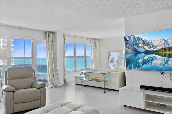 3500 Galt Ocean Dr, Unit 615 in Fort Lauderdale, FL - Building Photo - Building Photo