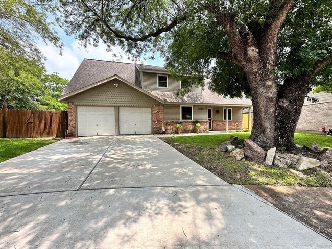 11707 Kenzie Ct in Stafford, TX - Building Photo - Building Photo