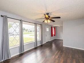 5222 W 83rd St in Parma, OH - Building Photo - Building Photo