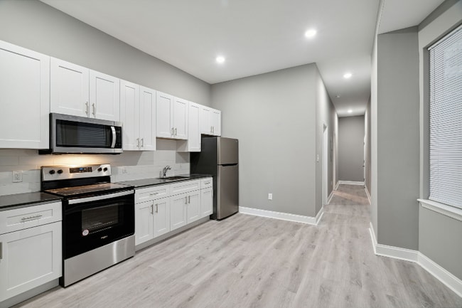 5050 Walnut St in Philadelphia, PA - Building Photo - Building Photo