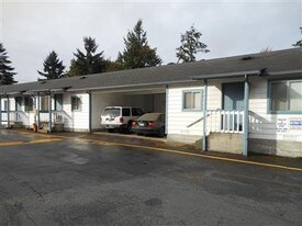 Skyway Apartments in Seattle, WA - Building Photo