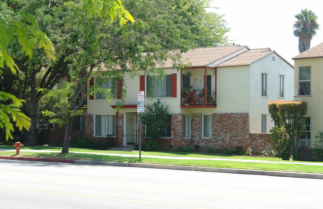 1801-1807 N Glenoaks Blvd in Burbank, CA - Building Photo - Building Photo