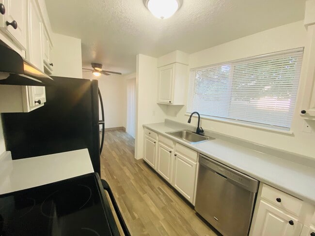 property at 1736-1742 NE Beech Pl