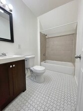 19 Townsend St, Unit 3 in New Haven, CT - Building Photo - Building Photo