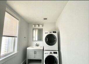 287 Hancock St, Unit 2 in Boston, MA - Building Photo - Building Photo