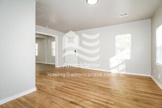 206 W Kittyhawk Dr in Midwest City, OK - Building Photo - Building Photo