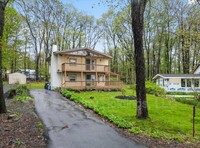 206 Palomino Pl in Tobyhanna, PA - Foto de edificio - Building Photo