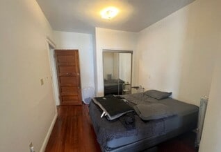 2005 Beacon St in Brookline, MA - Building Photo - Building Photo