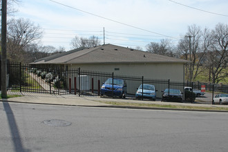 Alameda Terrace in Nashville, TN - Building Photo - Building Photo