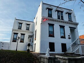 2811 Indiana Ave in St. Louis, MO - Foto de edificio - Building Photo