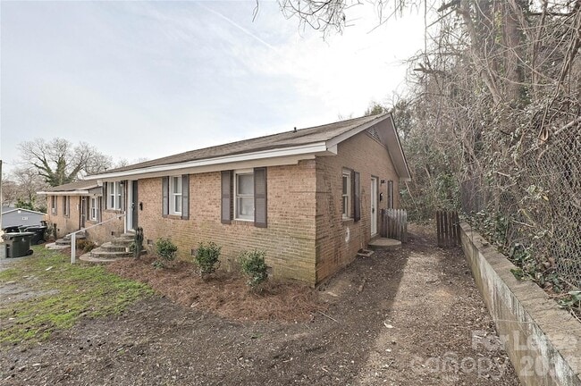 property at 300 E Hudson St