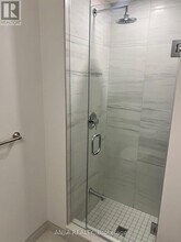 55 Cooper St in Toronto, ON - Building Photo - Building Photo