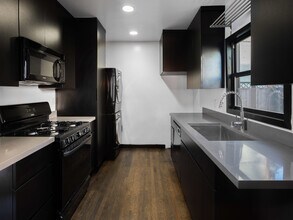 1253 N Genesee Ave, Unit 1253 in West Hollywood, CA - Building Photo - Building Photo