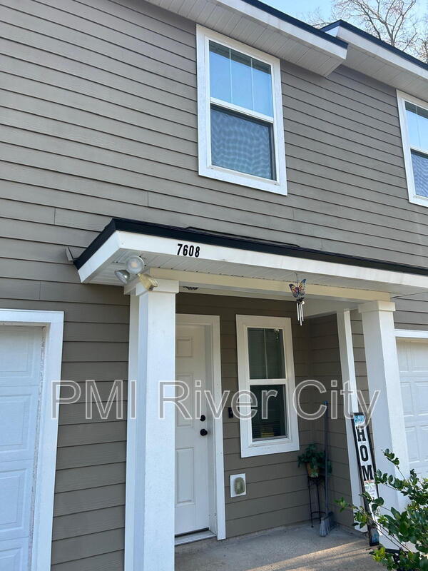 7608 Rain Forest Dr N in Jacksonville, FL - Building Photo - Building Photo