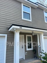 7608 Rain Forest Dr N in Jacksonville, FL - Building Photo - Building Photo