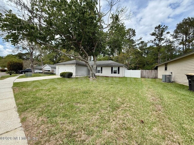 7541 Allspice Cir N in Jacksonville, FL - Building Photo - Building Photo