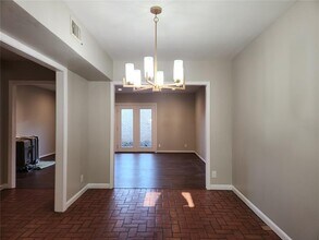 1500 Elton Ln in Austin, TX - Building Photo - Building Photo
