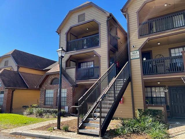 465 Forestway Cir, Unit 202, Unit 202