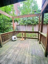 199 Mount Auburn St, Unit 1 in Cambridge, MA - Building Photo